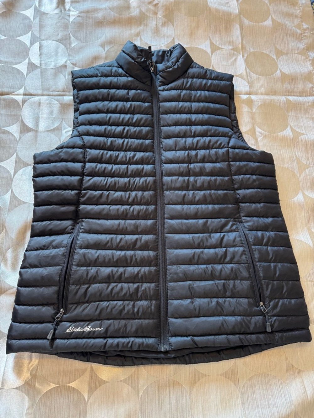Eddie Bauer Black Quilted Packable Women's Puffer Vest